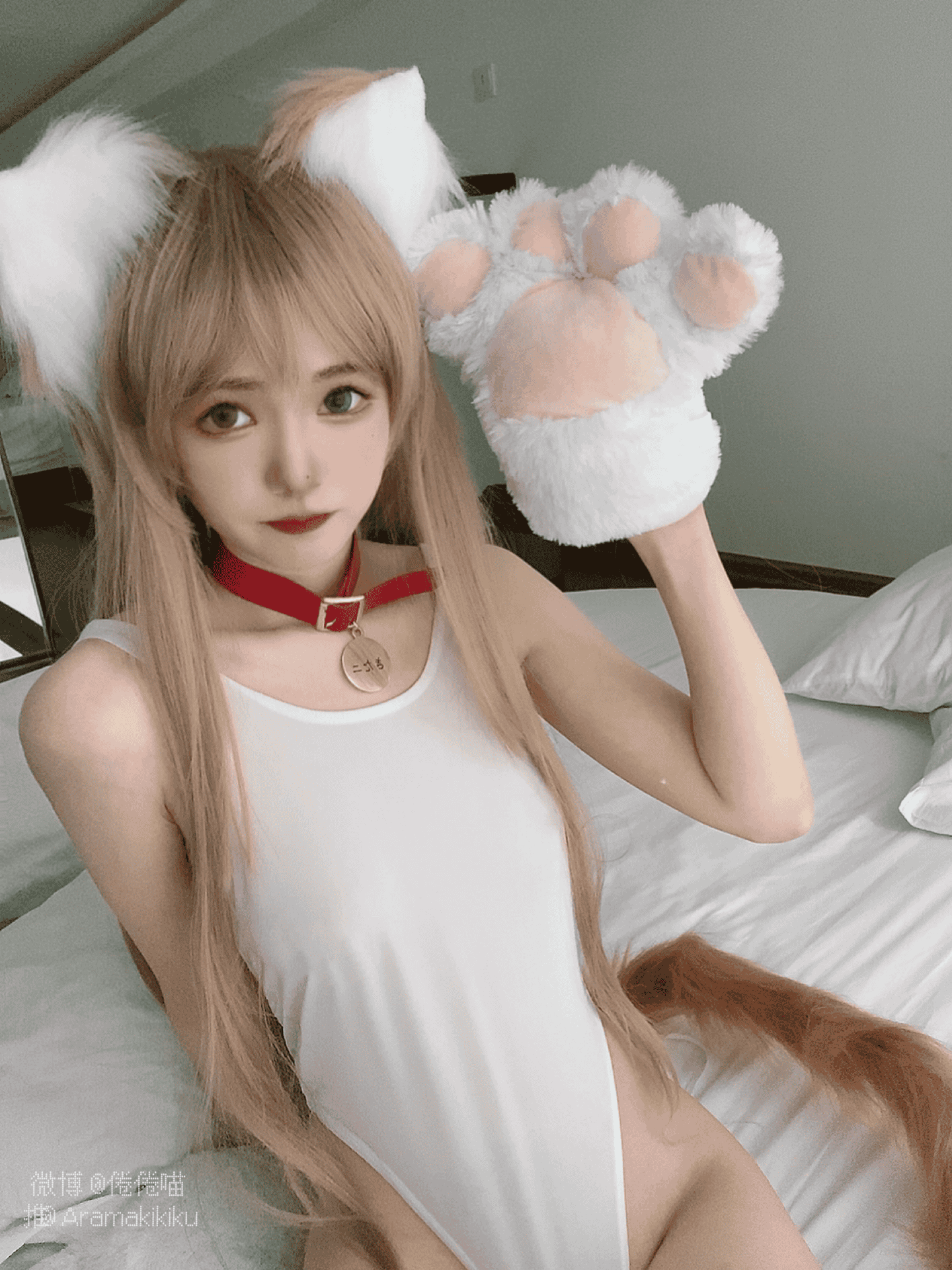倦倦喵 - 猫爪比基尼少女 第14张图片