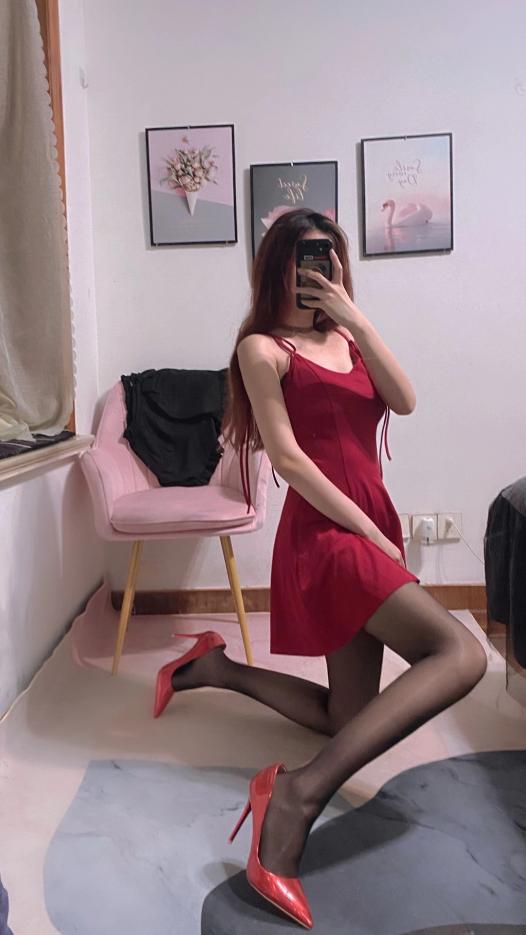 提袜少女 - 黑丝红裙人妻 第9张图片