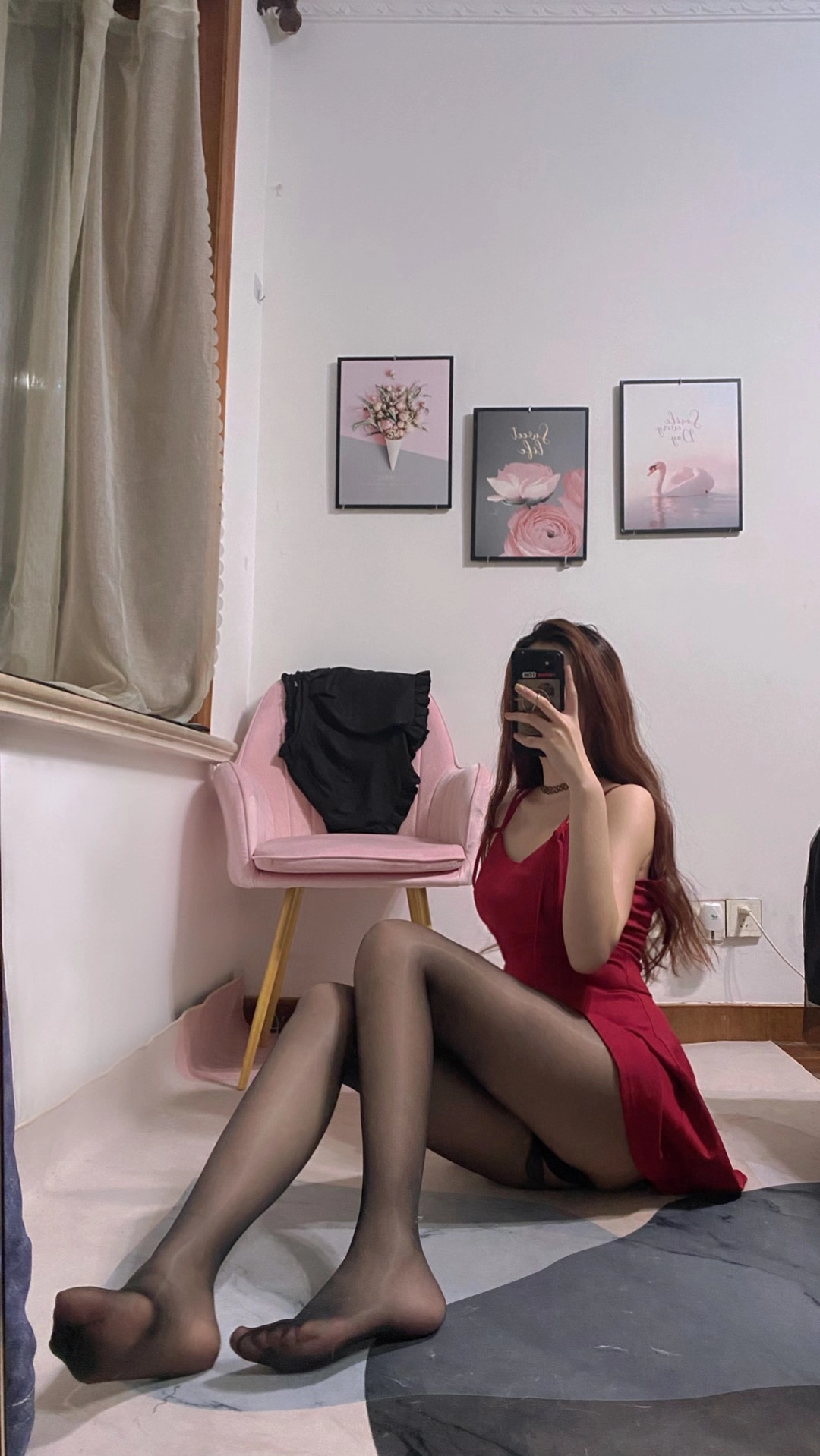 提袜少女 - 黑丝红裙人妻 第12张图片
