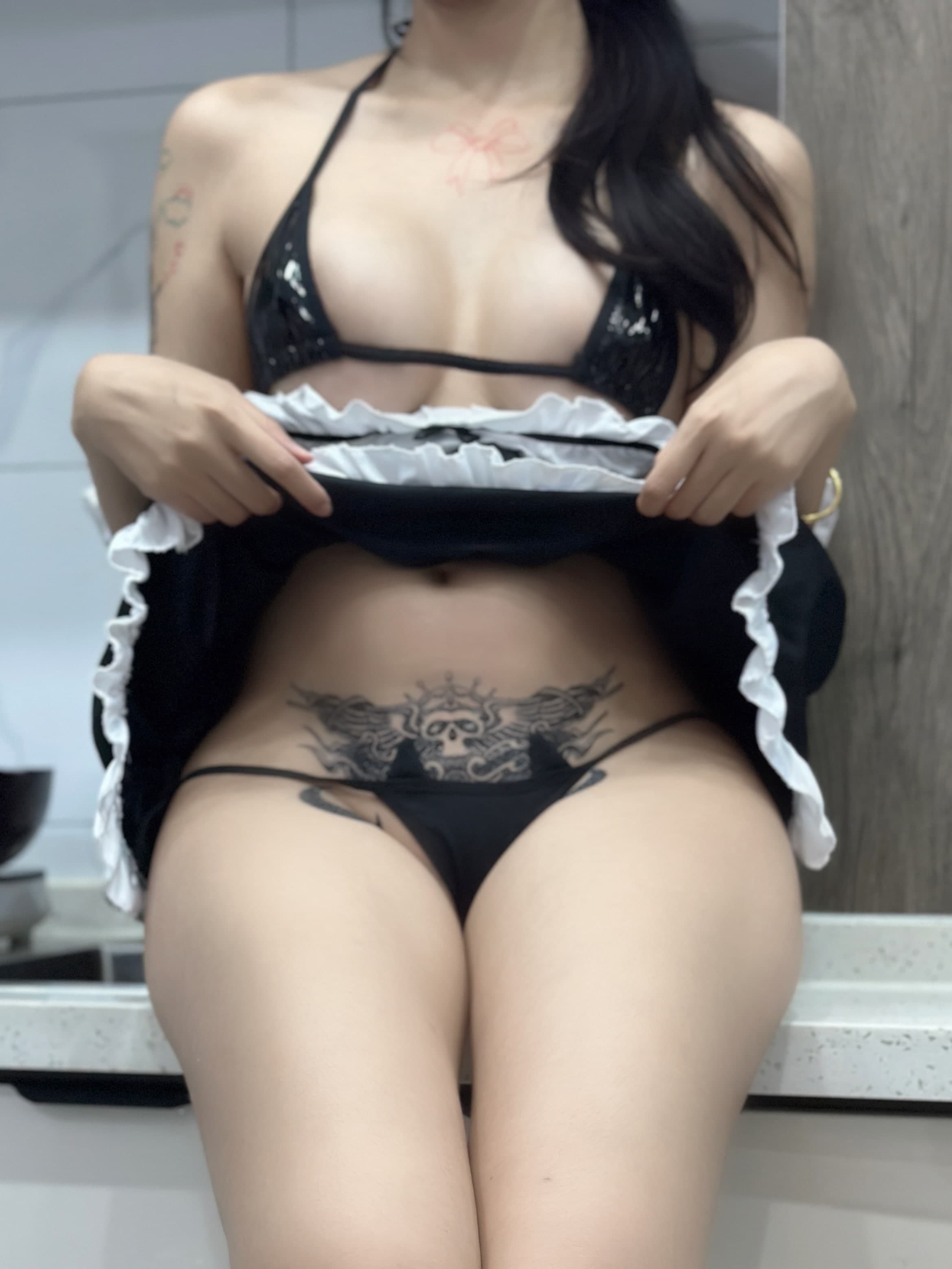 鱼神 - 女仆 第2张图片