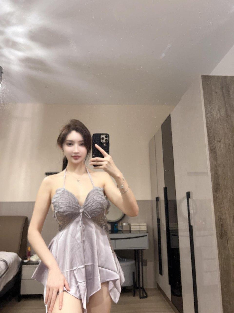 Carol周妍希 - 风韵吊带小睡裙 第7张图片
