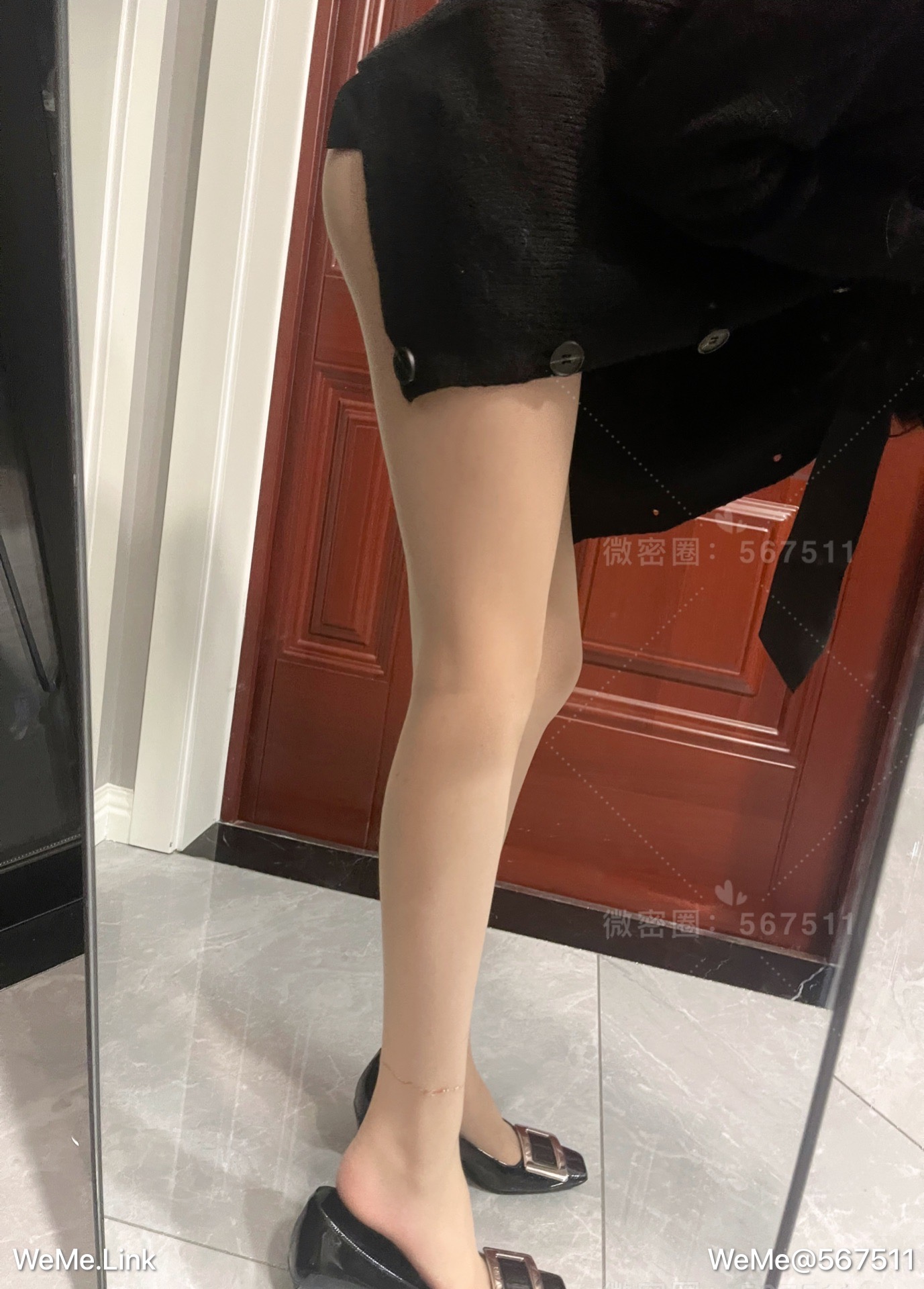 一只哈比猪 - 双丝黑套肉 第1张图片