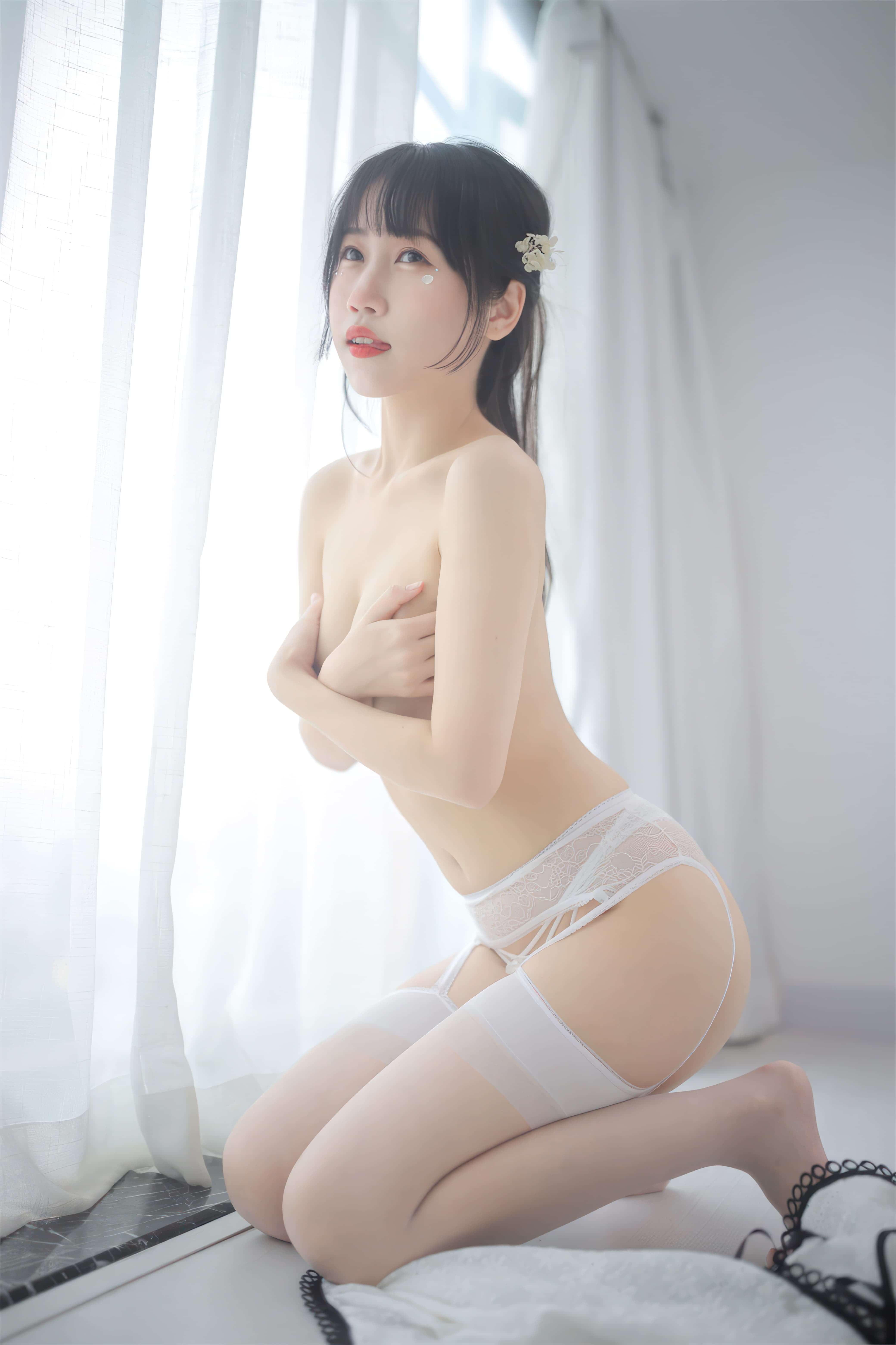 不呆猫 – 人妻白旗袍 第20张图片