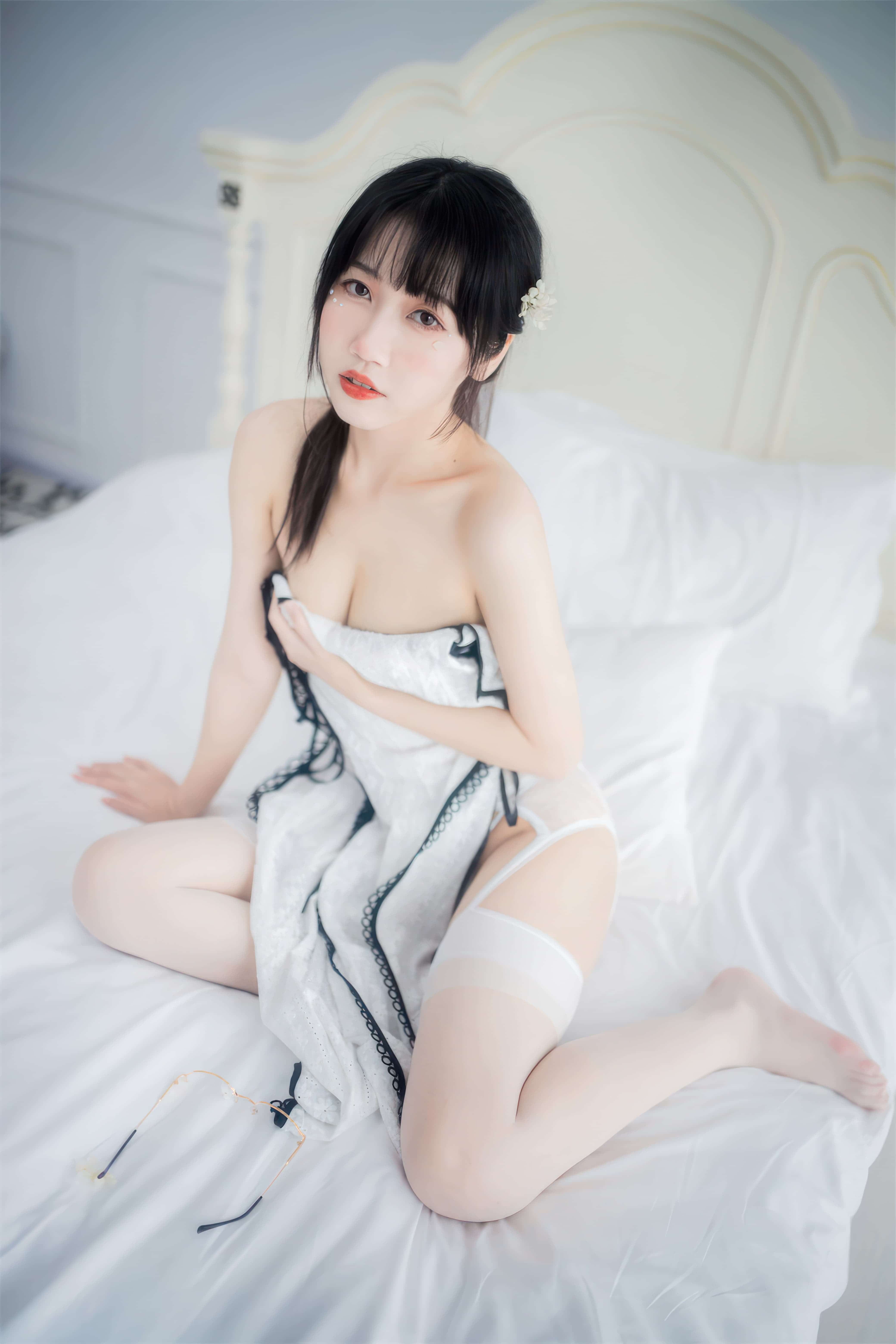 不呆猫 – 人妻白旗袍 第52张图片