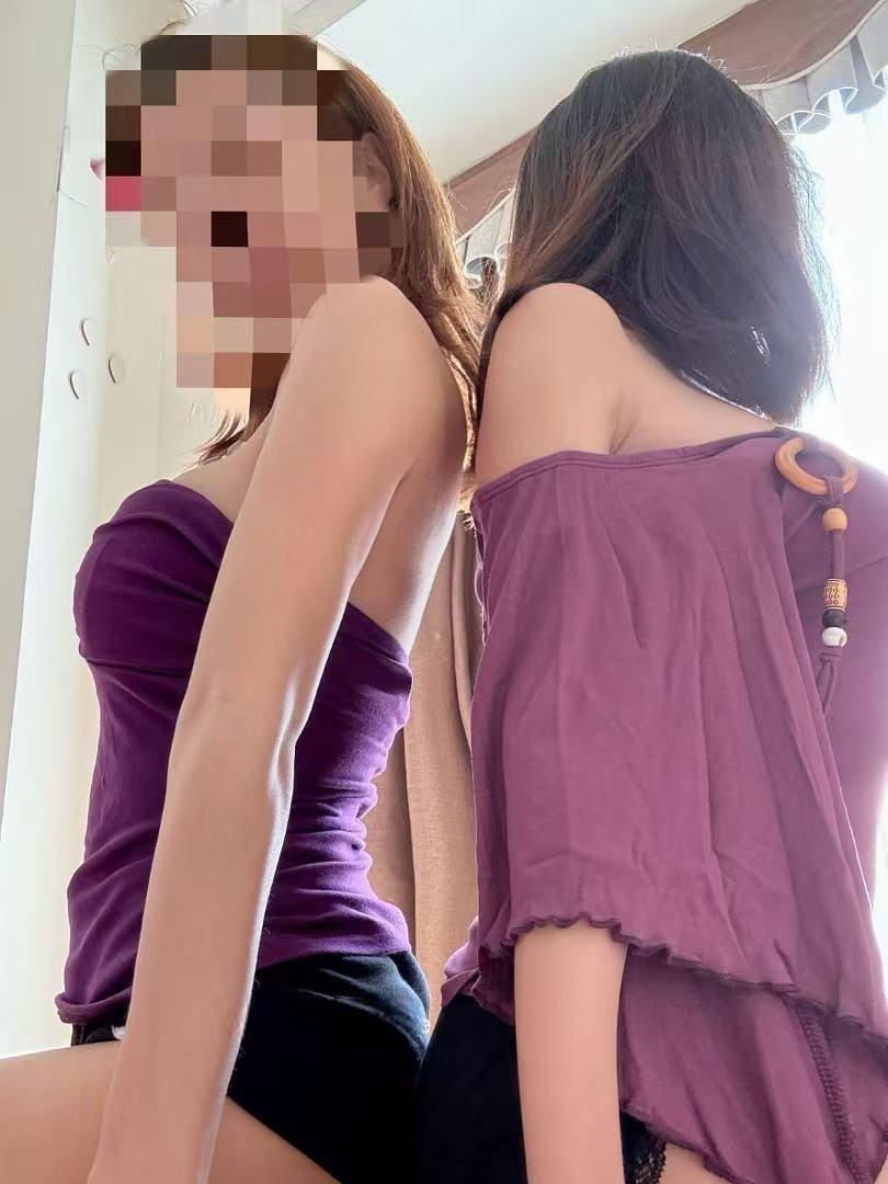 Vickyyyii - 紫色套裙 第16张图片