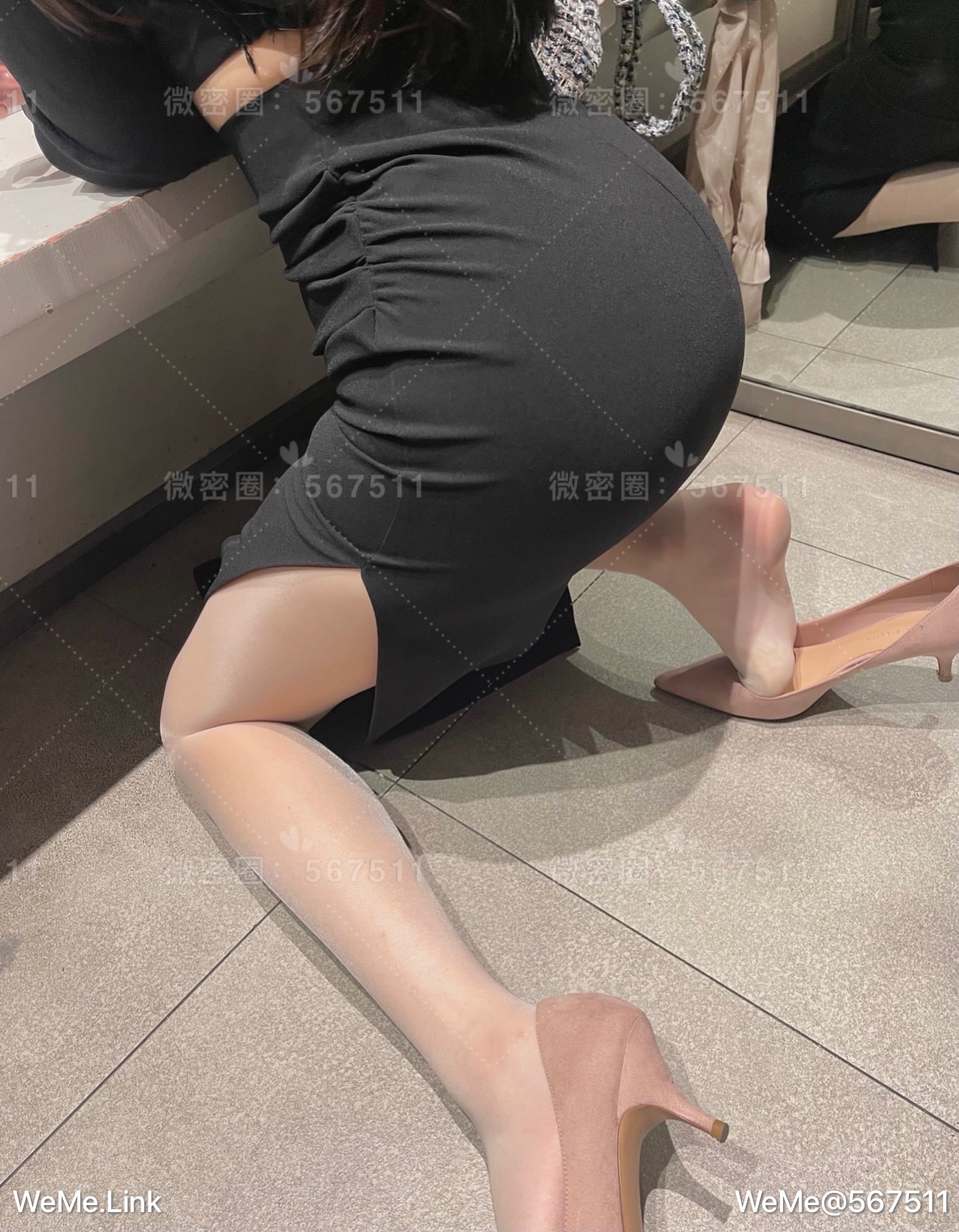 一只哈比猪 - 试衣间两套衣服合集，是白丝～ 第2张图片