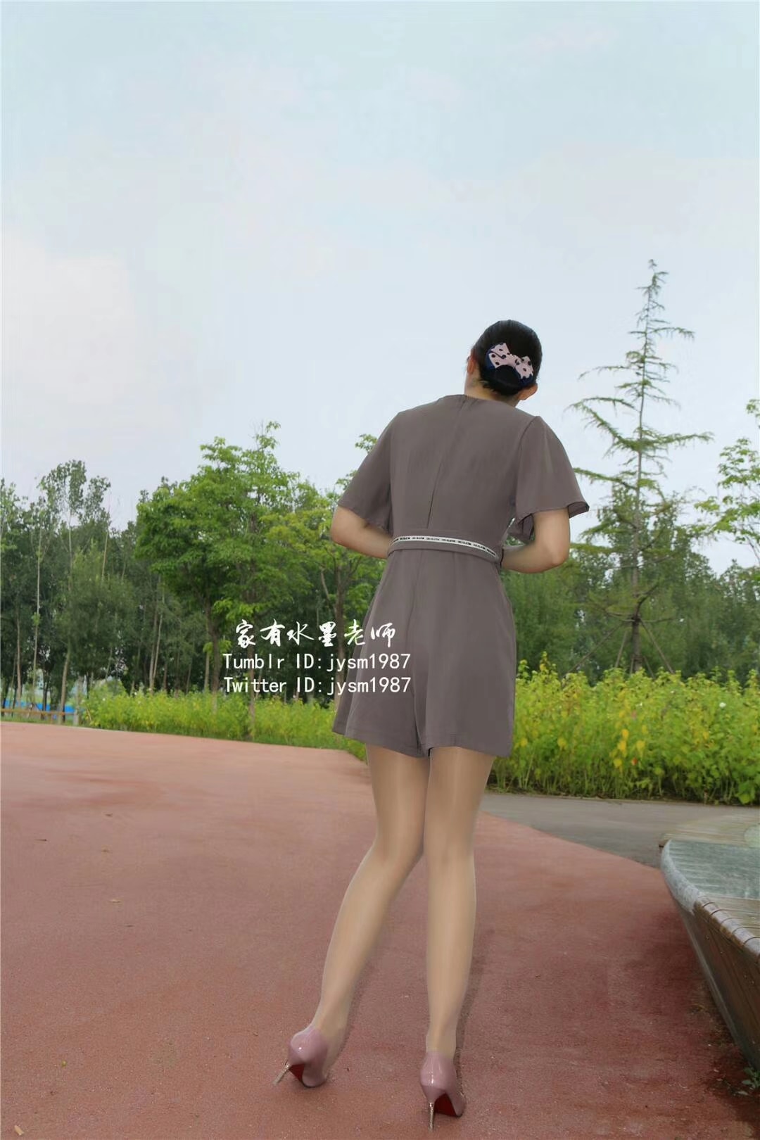 家有水墨老师 - 户外人妻 第15张图片