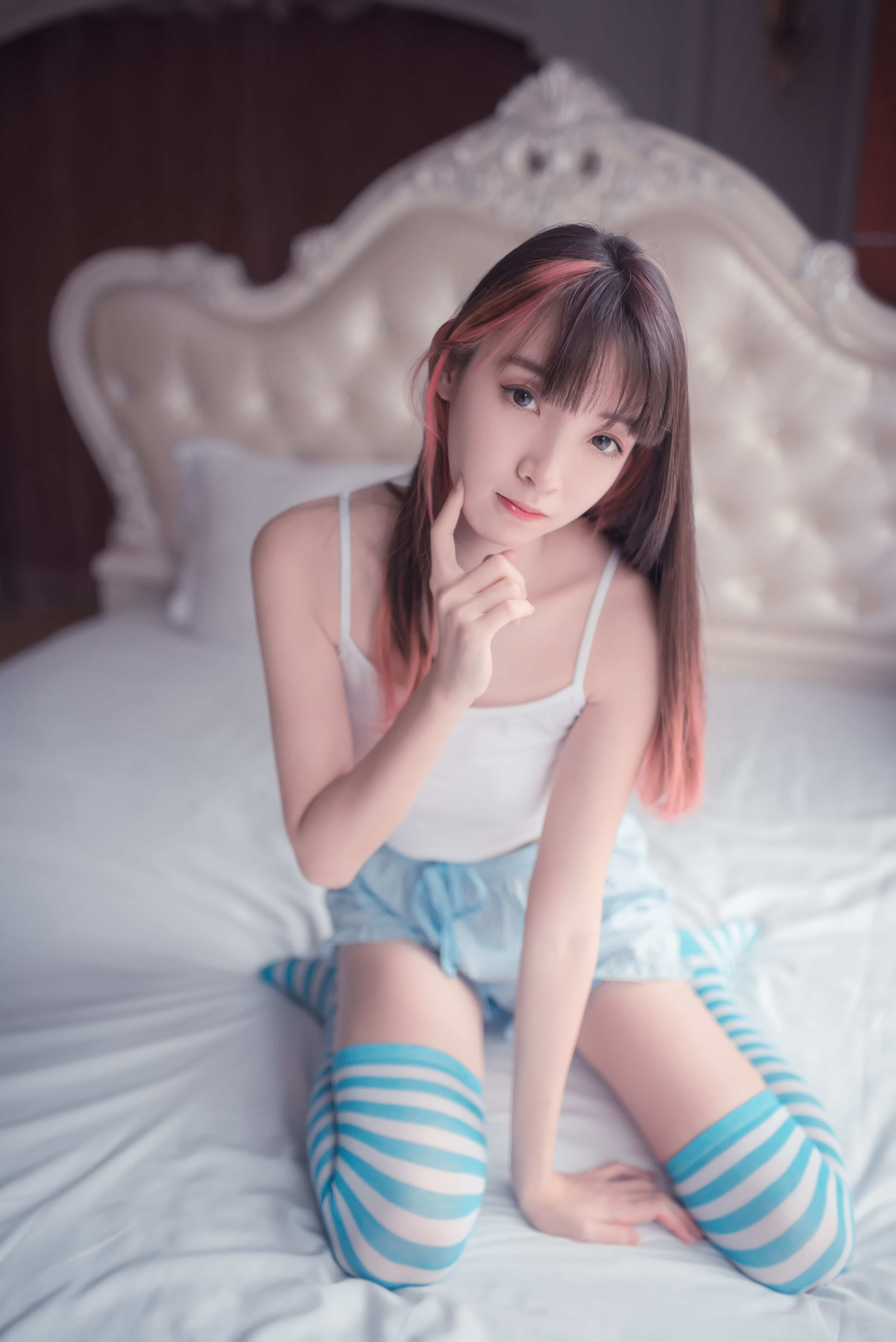 祖木子 - 蓝白条纹丝袜小可爱 第38张图片