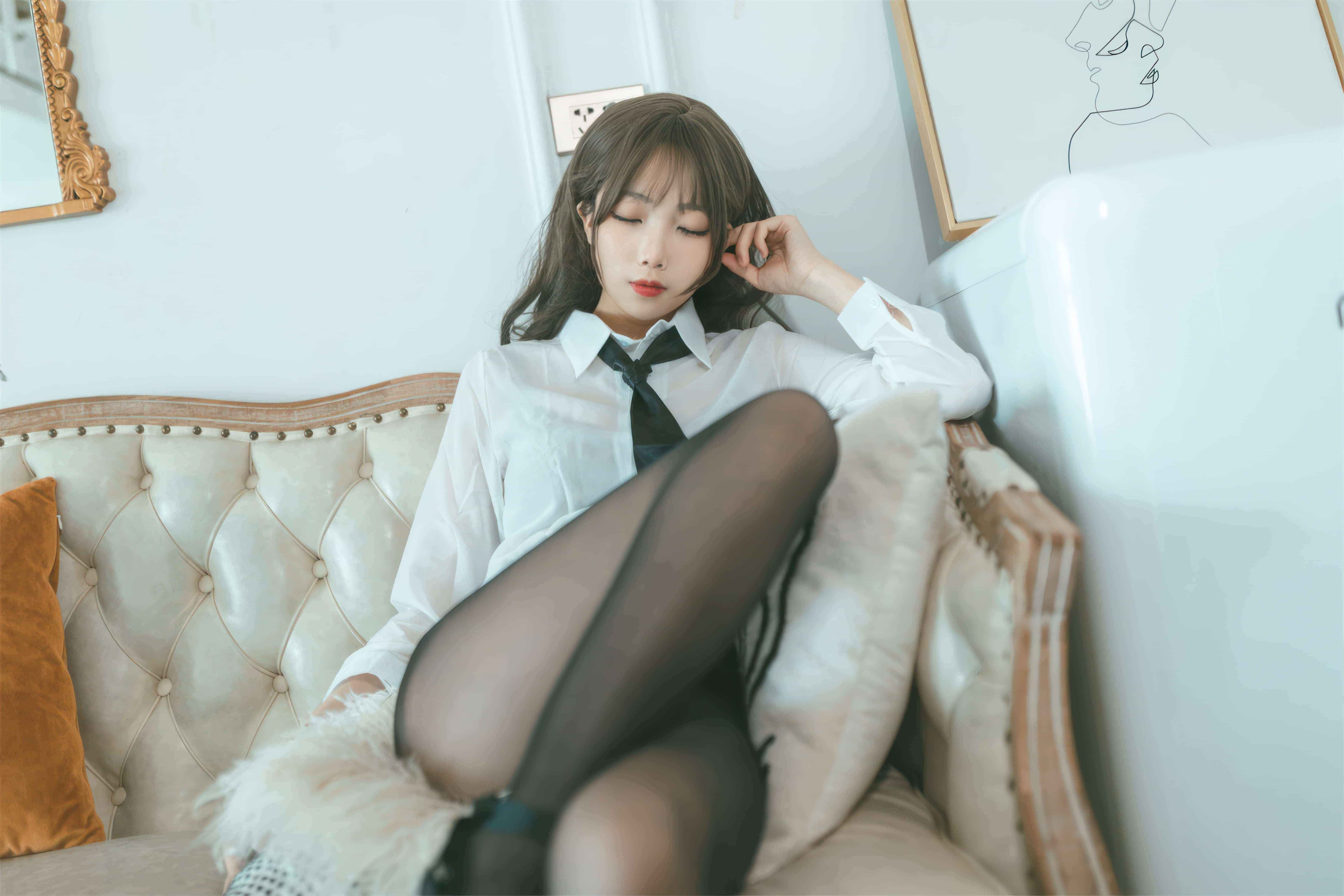杏仁曲奇 - OL额外时间 第24张图片