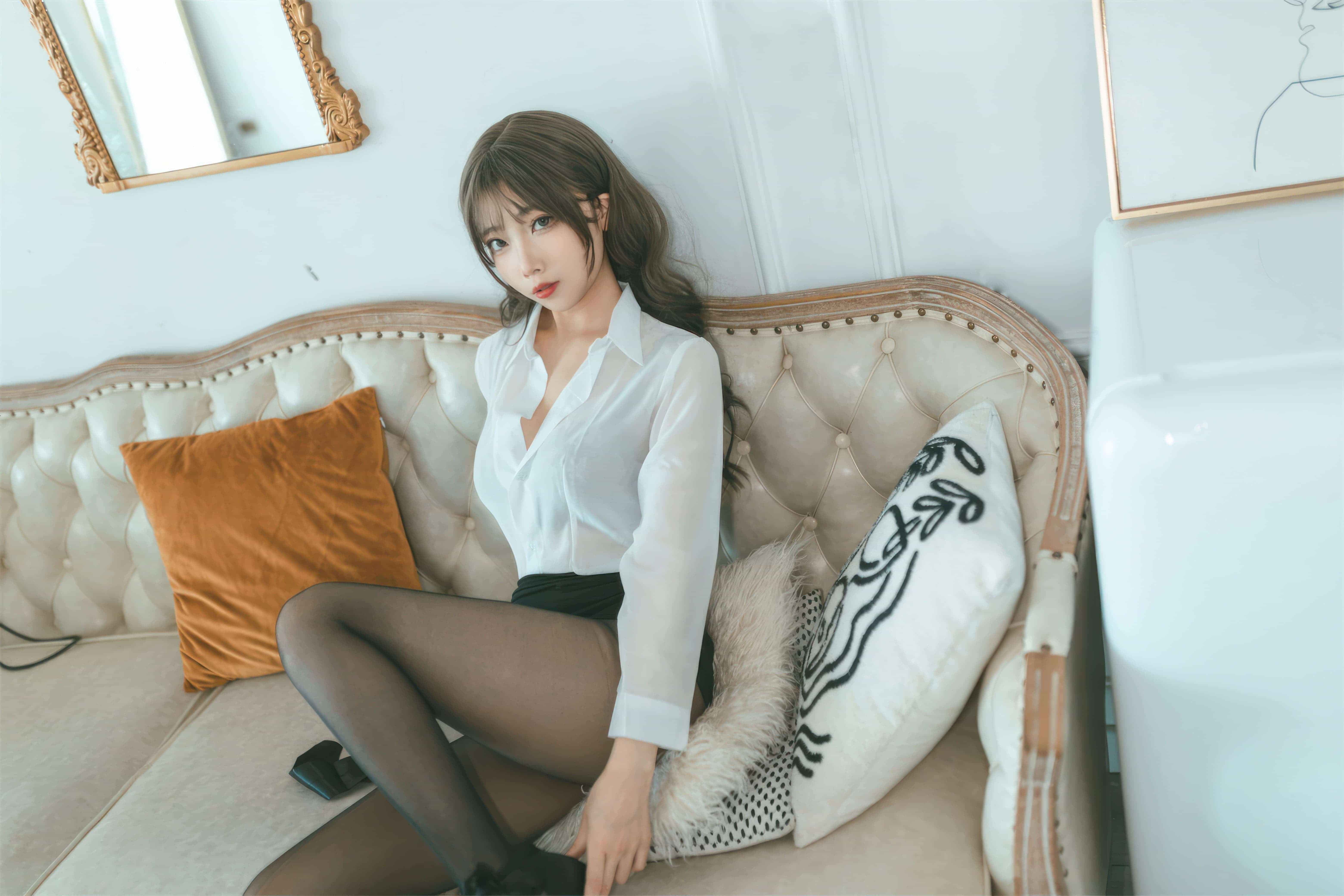 杏仁曲奇 - OL额外时间 第29张图片