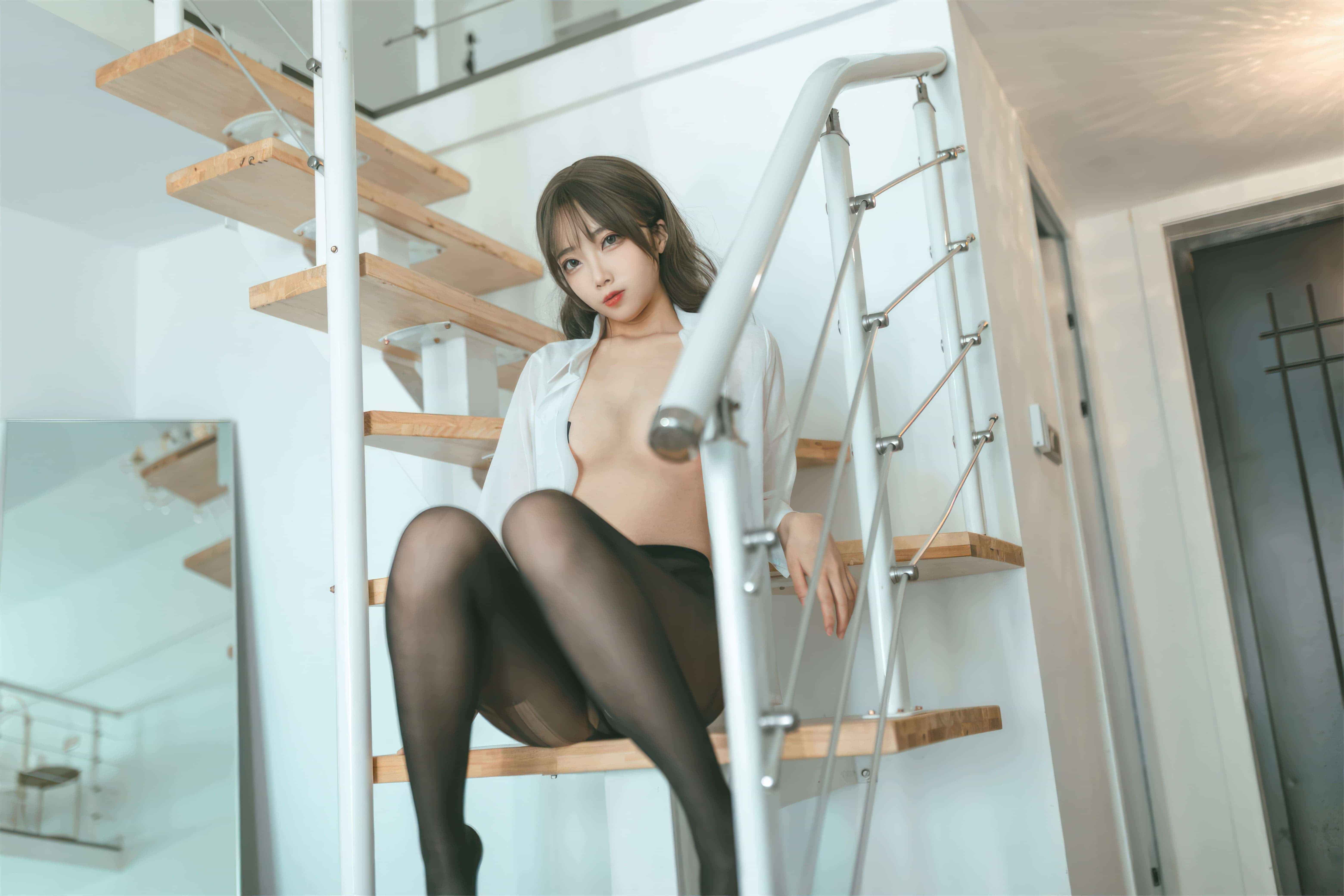 杏仁曲奇 - OL额外时间 第58张图片