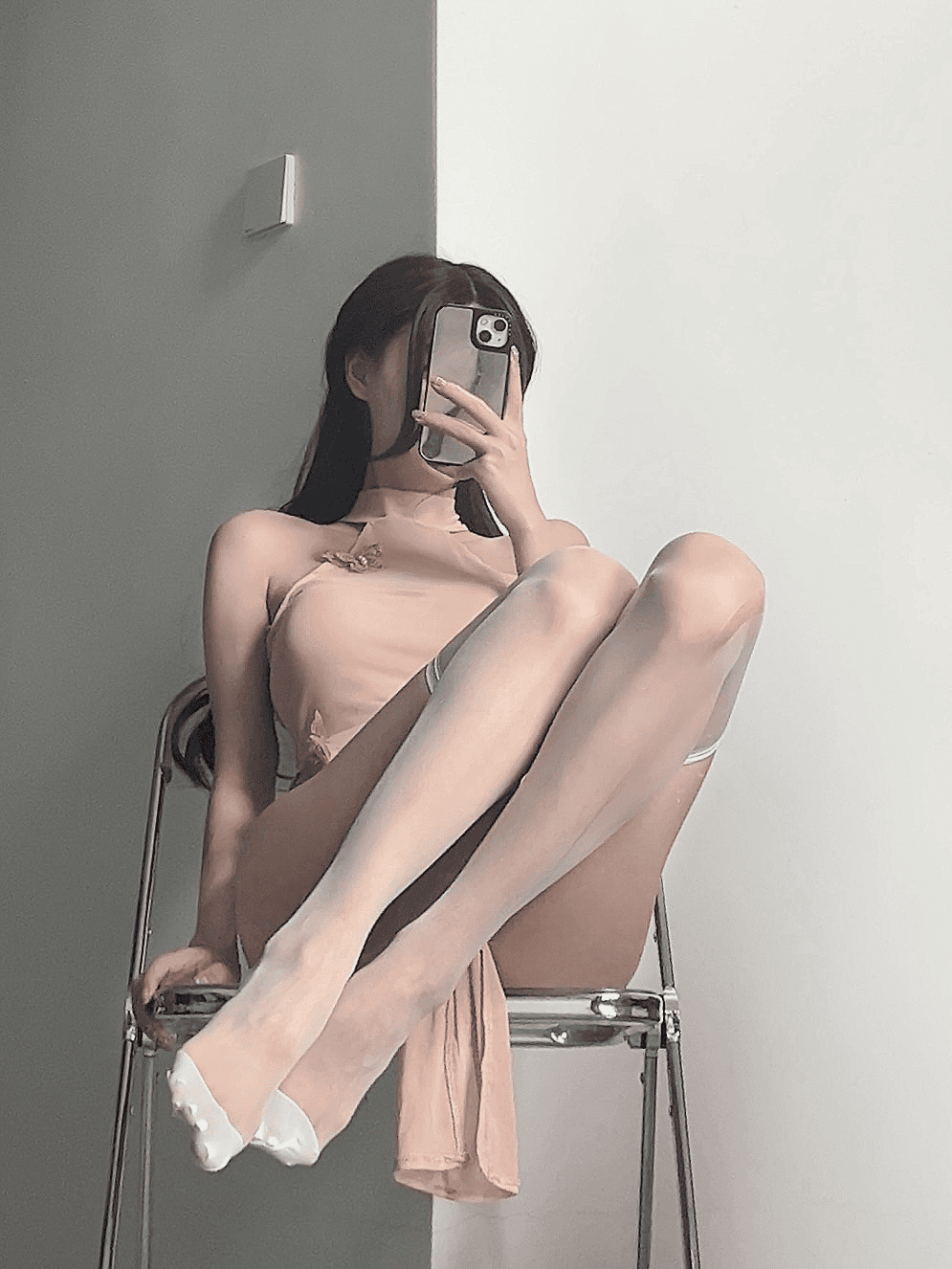 女刺客 - 浅粉透视连体衣 第6张图片