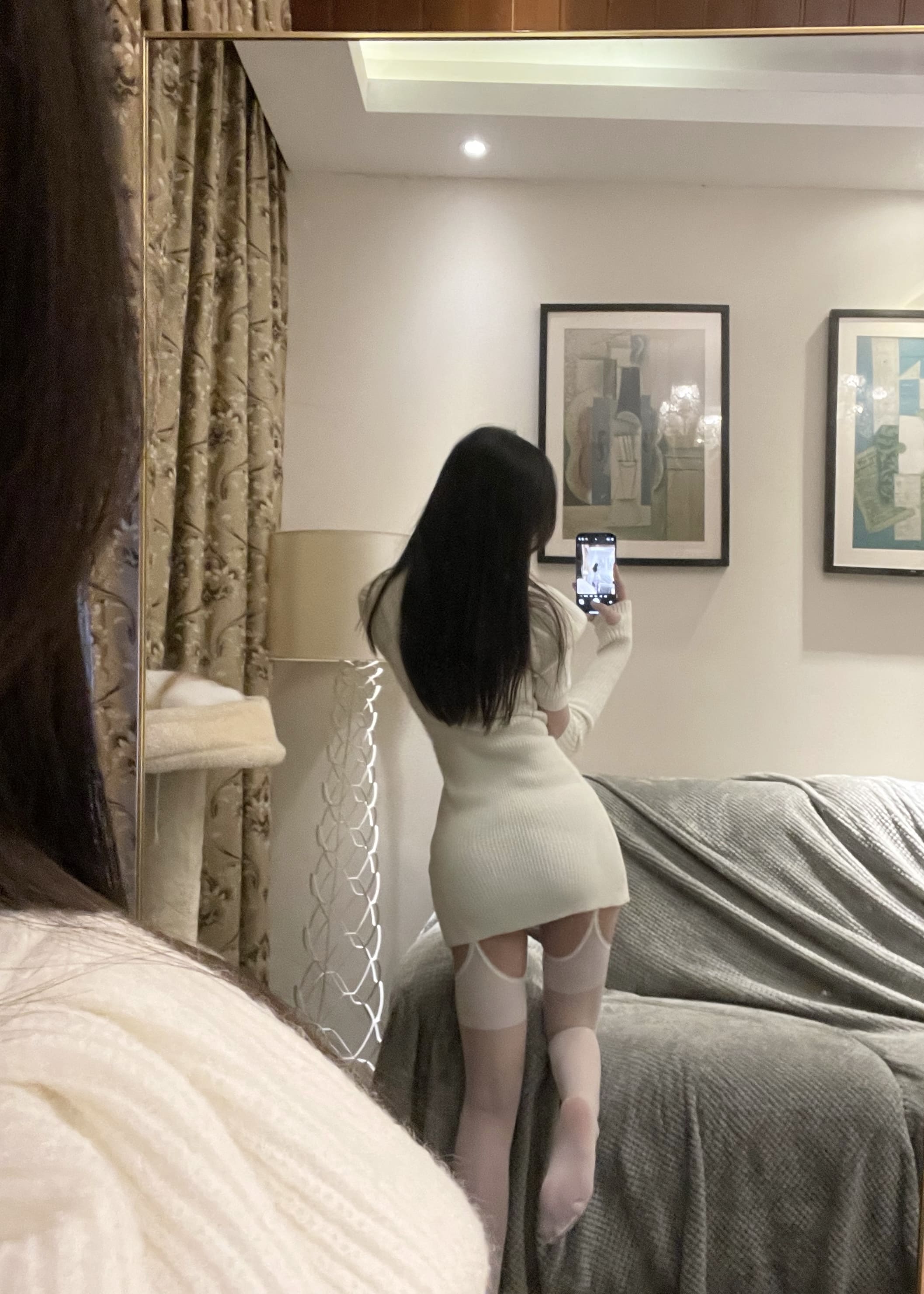 梦里一只喵 - 白色吊带袜 第5张图片