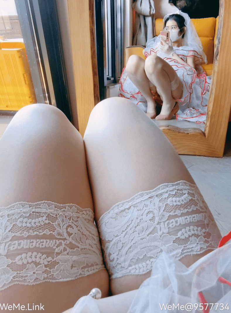 奶咪 - 甜美白红婚纱 第25张图片
