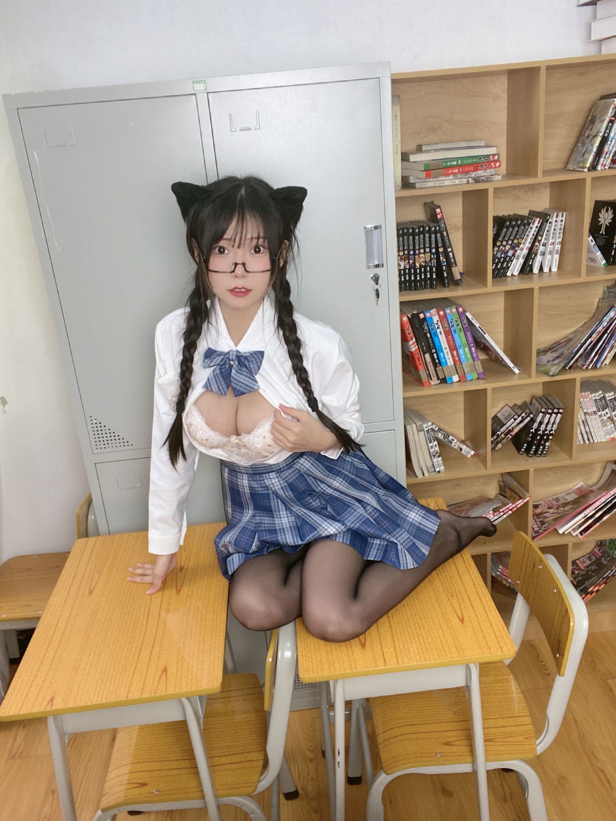 香草喵露露 - 小露乱撞_JK制服自拍 第36张图片