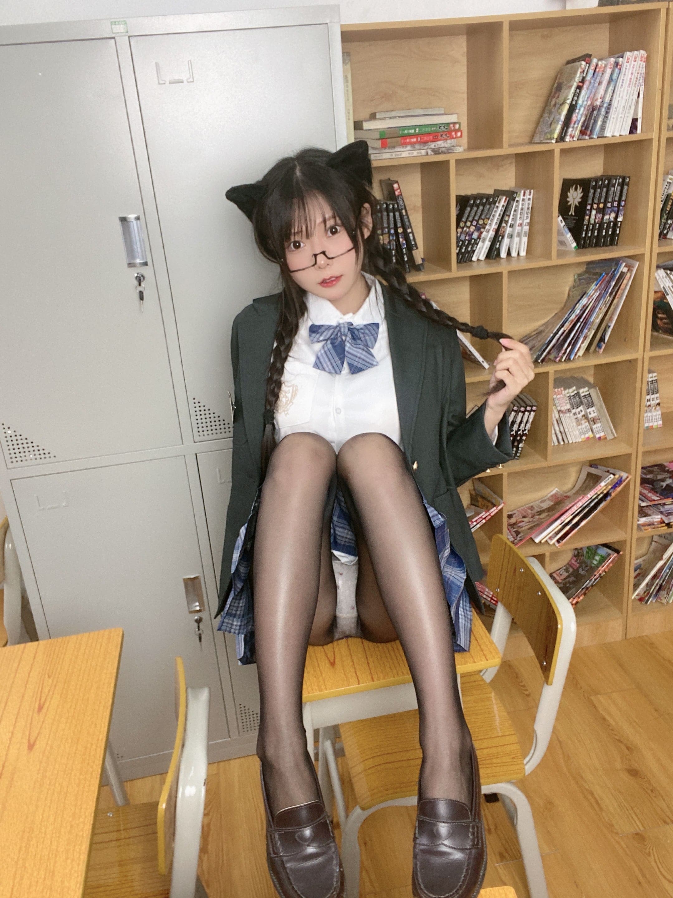 香草喵露露 - 小露乱撞_JK制服自拍 第37张图片