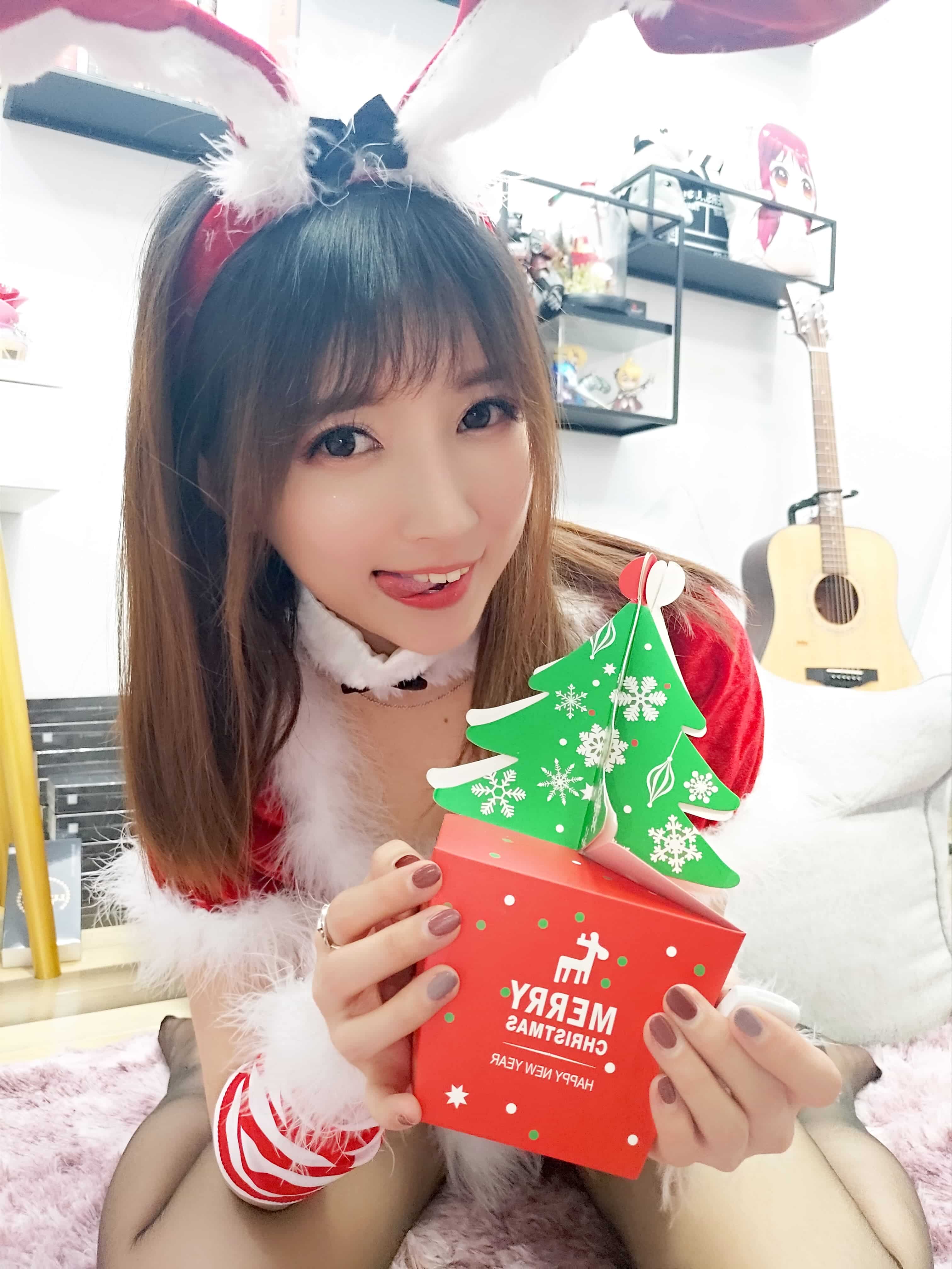 小巫女露娜 - 圣诞装 第26张图片