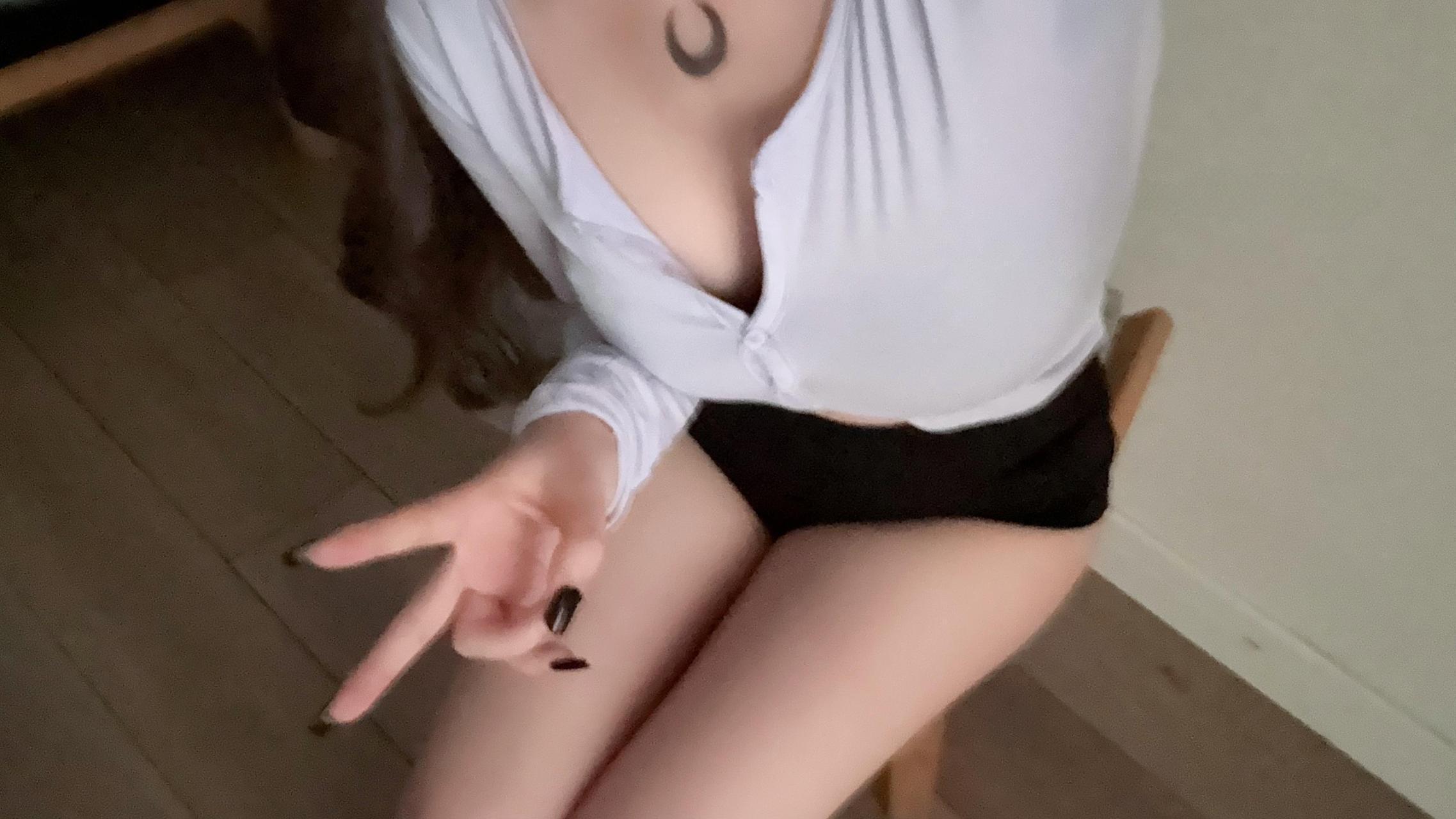 小瞳 - 高腰束身 第19张图片