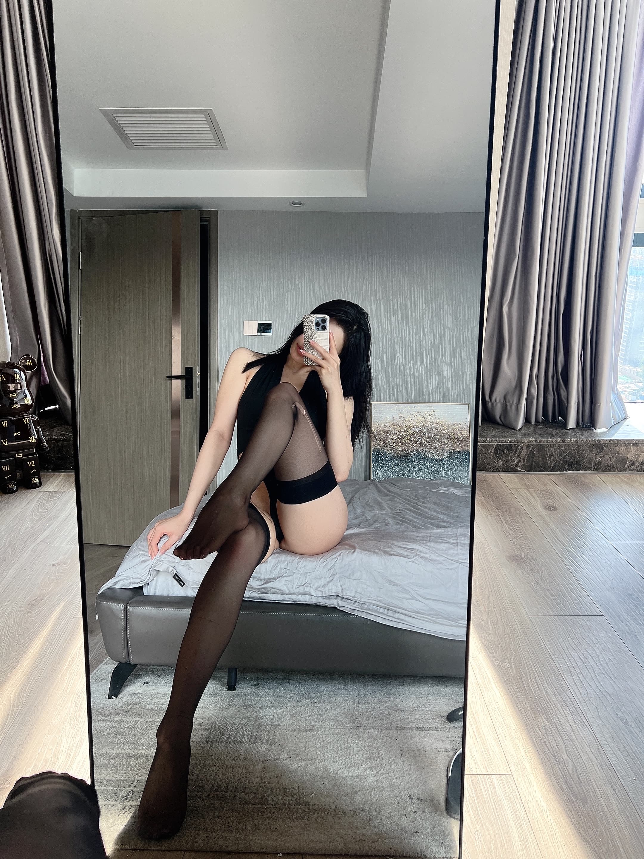 金希儿 - 你们喜欢的黑丝蜜桃臀 第9张图片